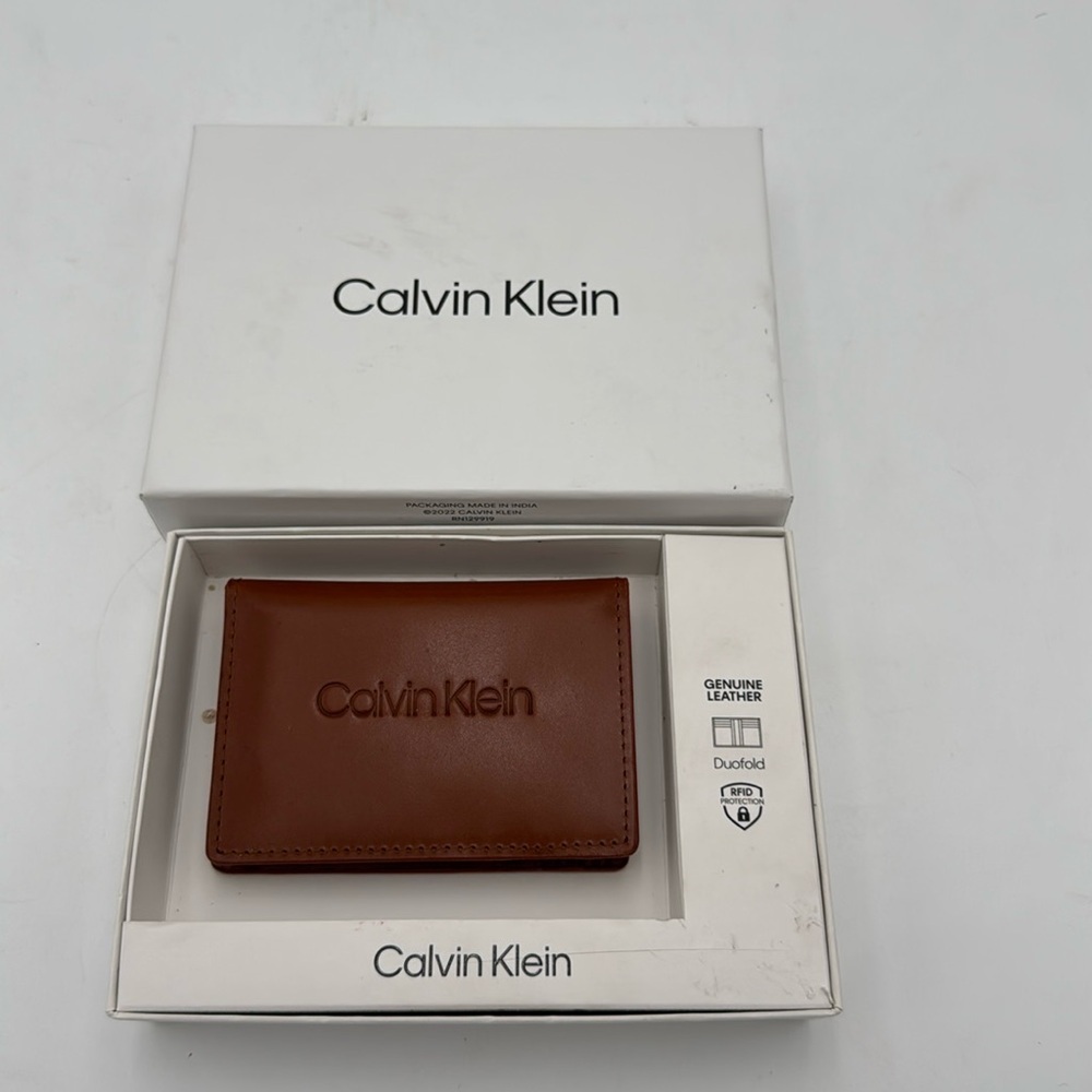 Calvin Klein Mens Tan Brown Logo Leather Wallet with RFID Protection  NEW
